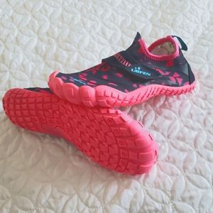 Girls water shoes